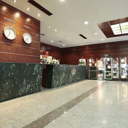 戈雅公园名誉酒店 酒店